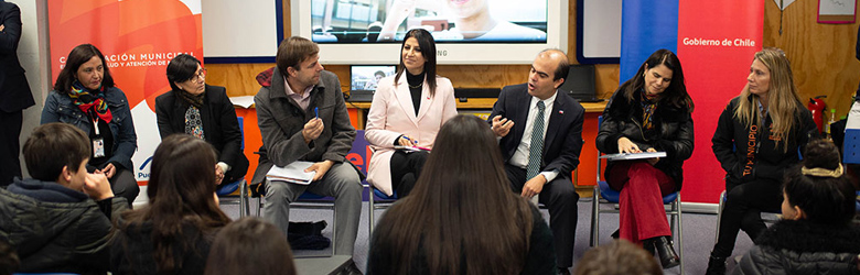 Autoridades conversan sobre drogas con estudiantes de Puente Alto en día de la prevención