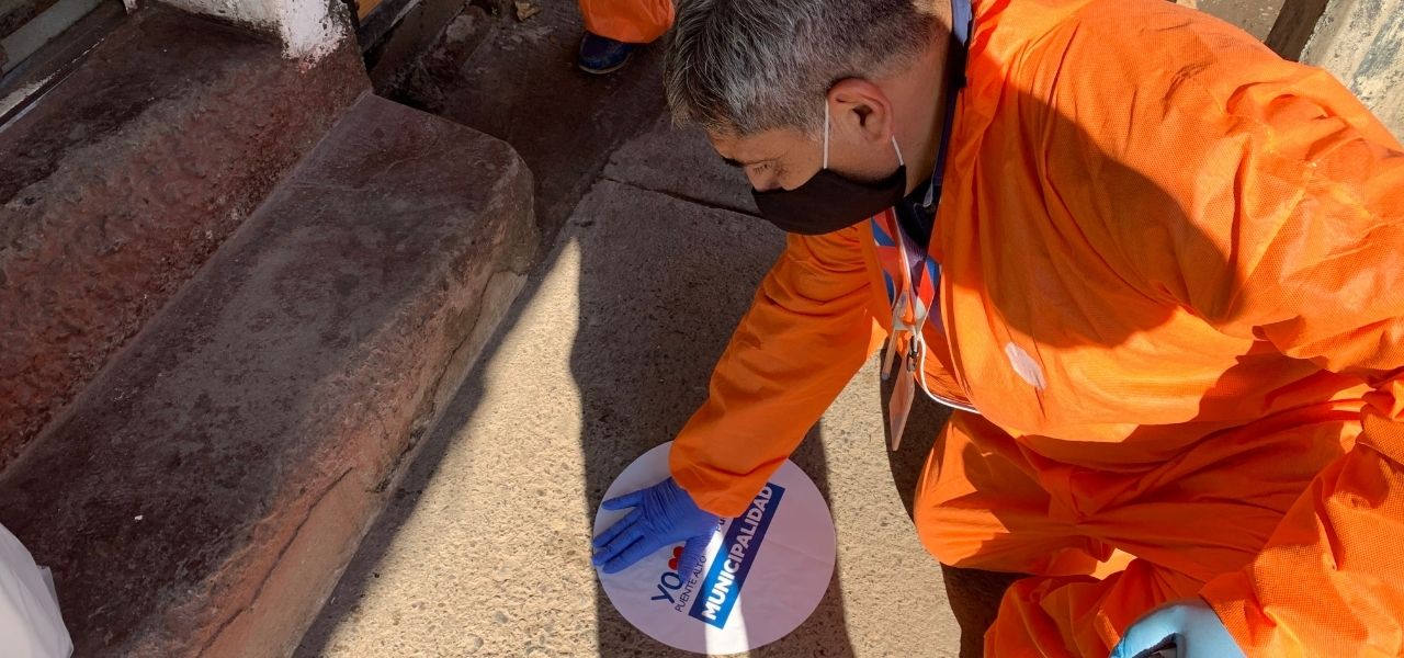 MUNICIPALIDAD DE PUENTE ALTO ENTREGA KITS DE REHABILITACIÓN PARA QUE VECINOS CONTINÚEN SUS TERAPIAS EN CASA